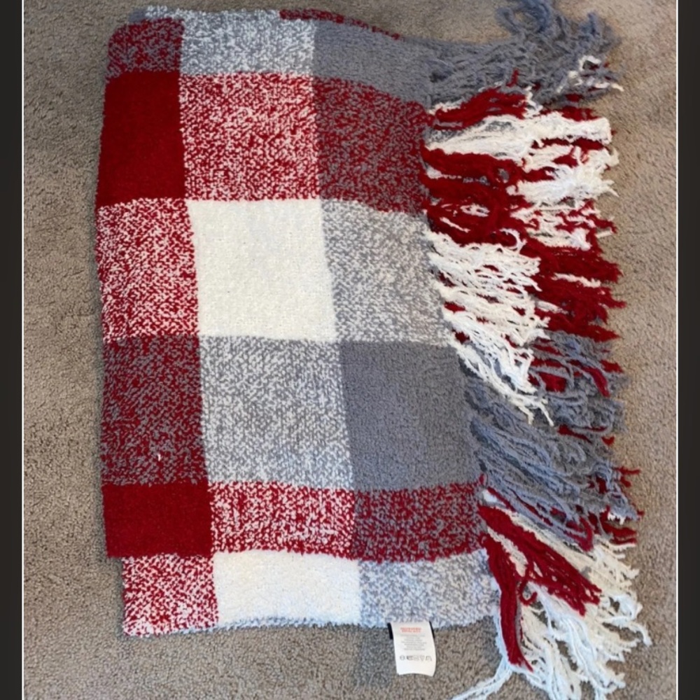 Decorative throw